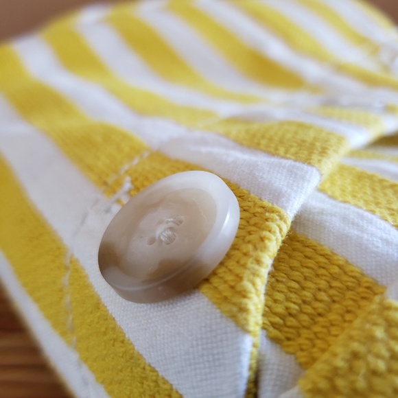 The Riviera Striped Shorts Size 00! - Picture 8 of 10